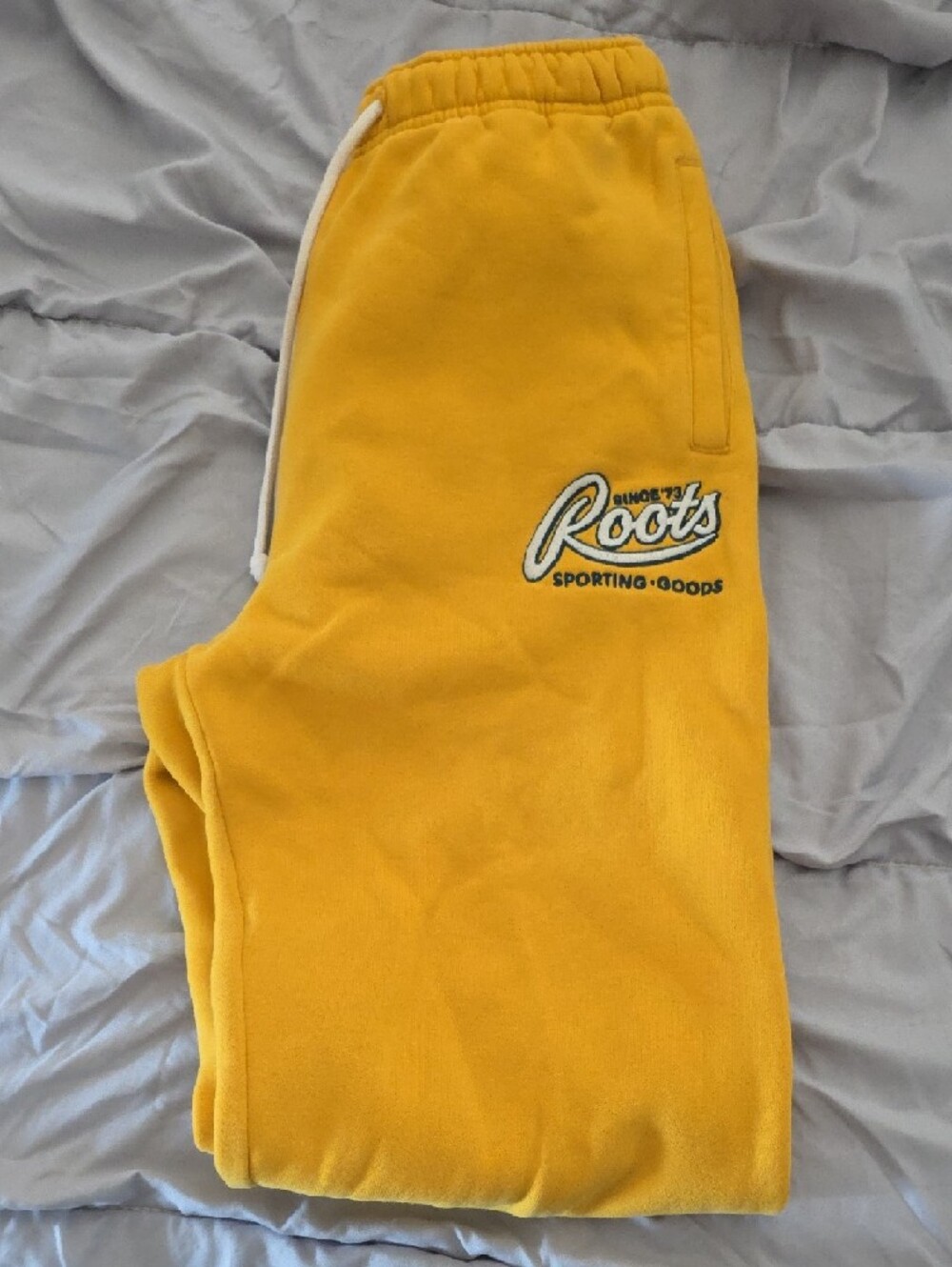 Roots Women's Mustard Yellow Sweatpants, Size XS - Picture 7 of 7